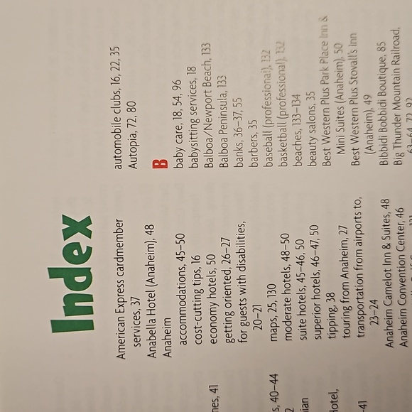 3 Disneyland Guides Collectible no markings 2009 2012 2017 Companion guide - Picture 14 of 14